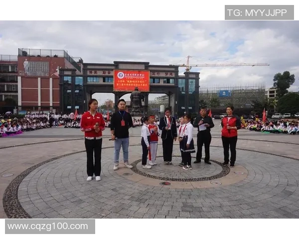 深圳宝体足球明星闪耀赛场展现青春风采与拼搏精神